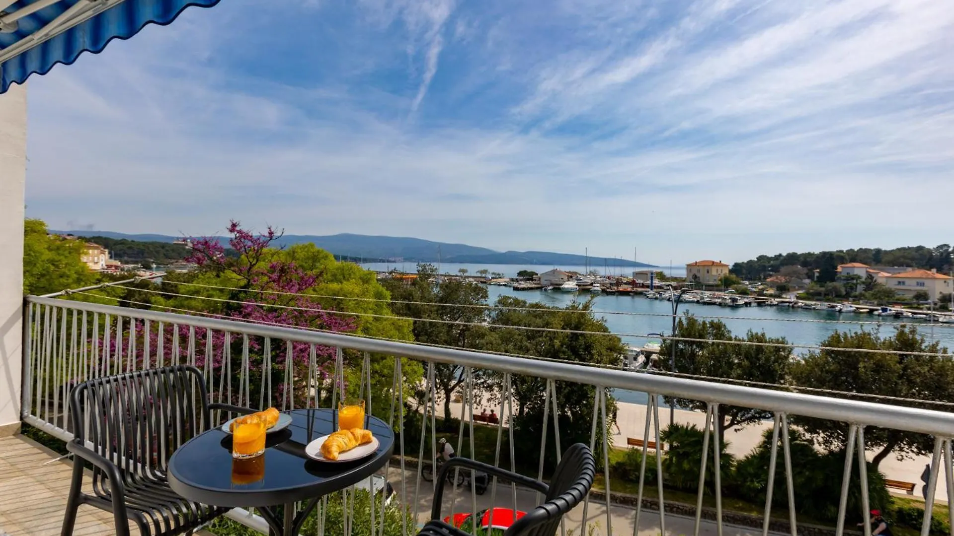 Apartment Marin Krk location
